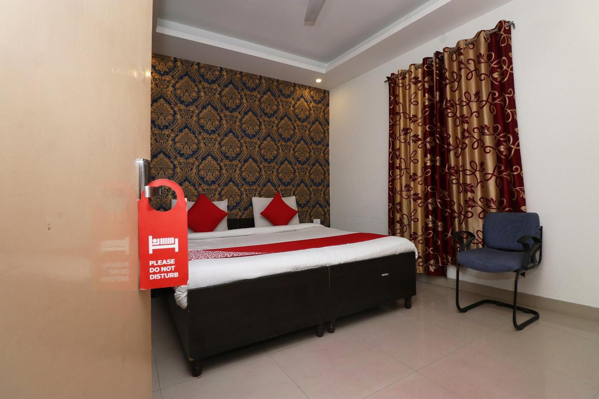 Oyo Flagship Hotel Daimond Nueva Delhi Exterior foto